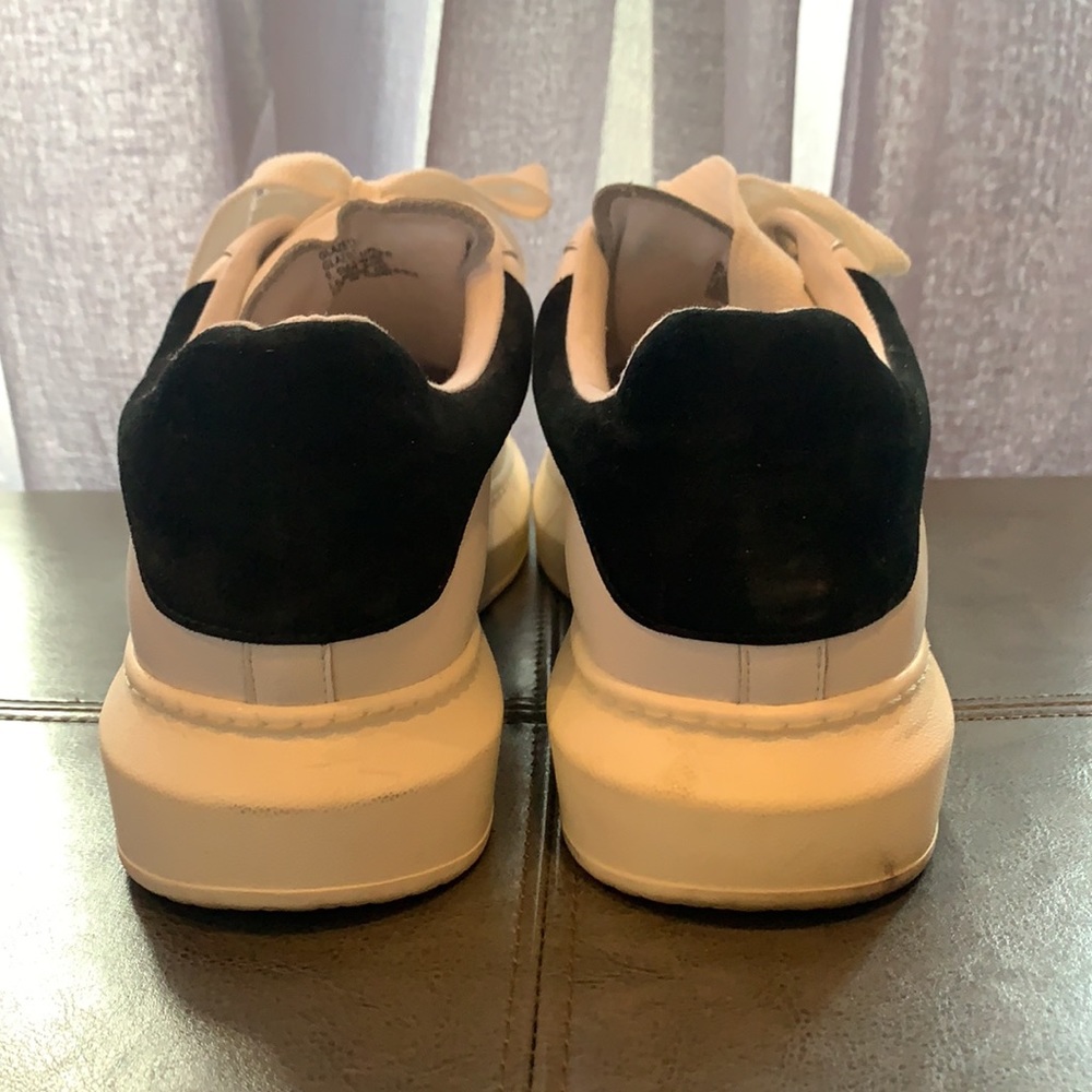 Steven Madden Glazed White & Black Sneakers - 9.5 - Picture 5 of 8